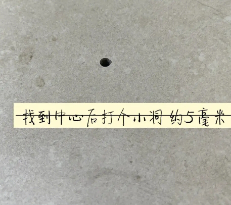 凤泉瓷砖空鼓维修公司专业解答在瓷砖铺贴过程中，如果砂料搅拌不均匀，将会带来以下问题